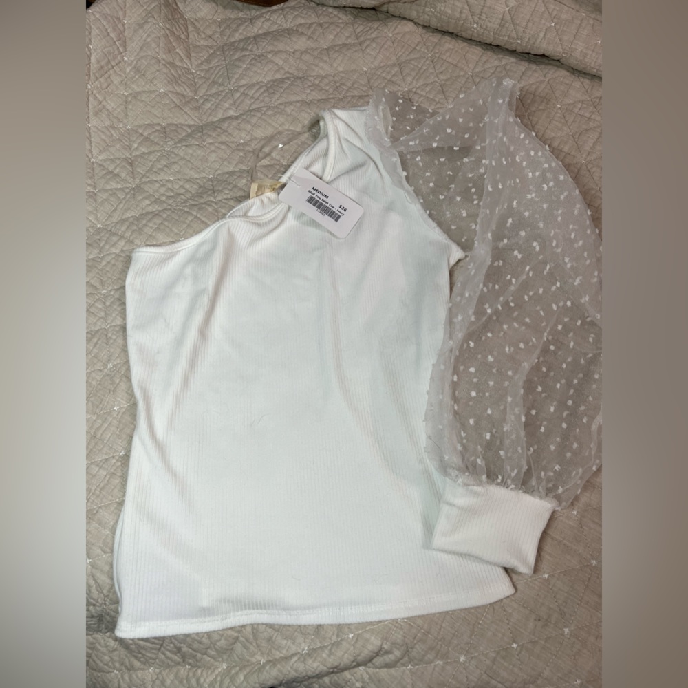 Brand new one sleeve top